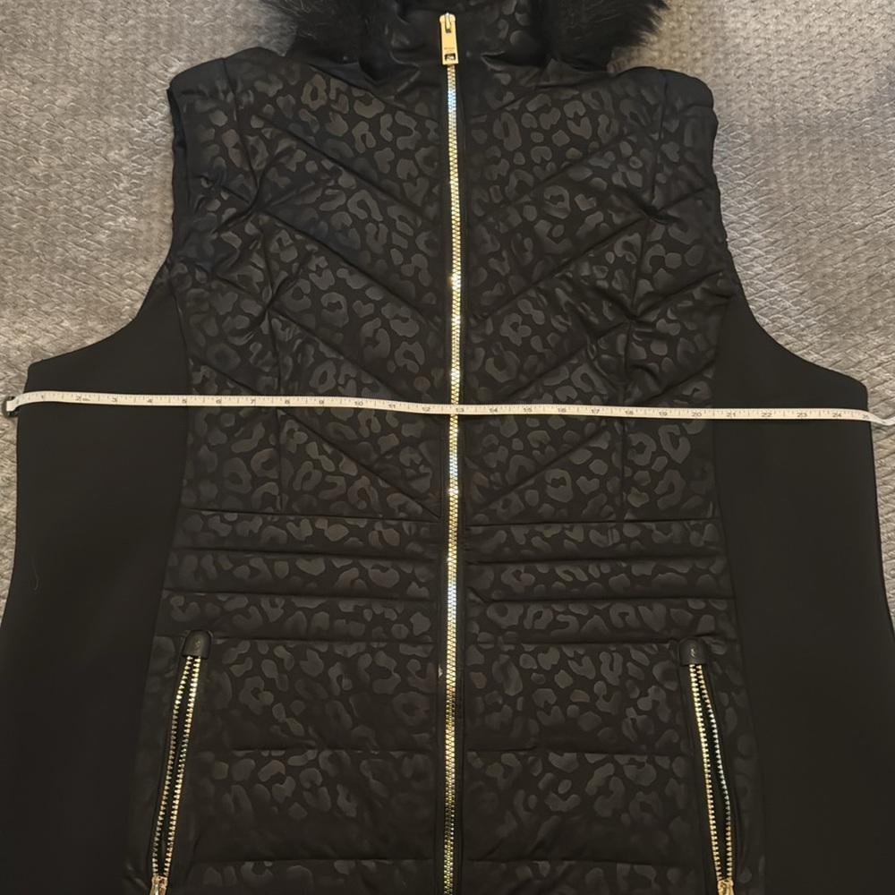 Michael Kors Black Quilted Women's Vest - Picture 10 of 11